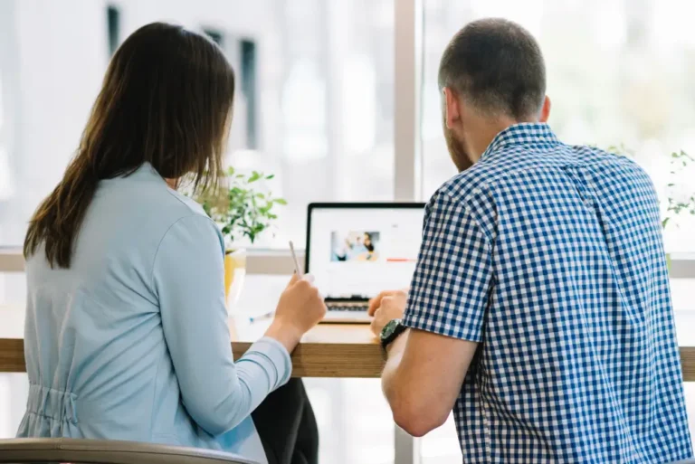 Comment réussir en VDI en 2026 sans se faire avoir : les conseils d'un expert.